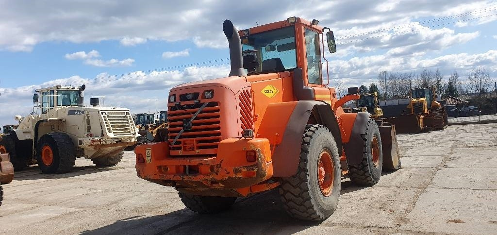 Volvo L 90 E - 휠 로더 : 사진 4 Volvo L 90 E - 휠 로더 : 사진 4