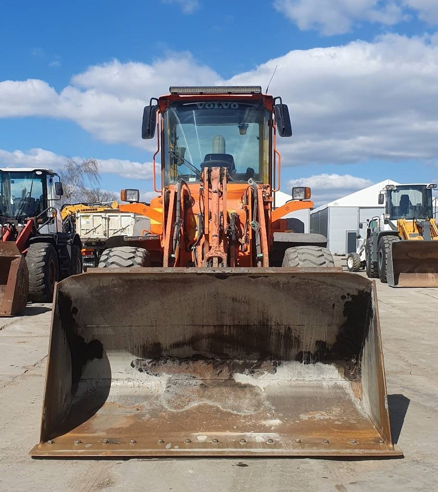 Volvo L 90 E - 휠 로더 : 사진 5 Volvo L 90 E - 휠 로더 : 사진 5