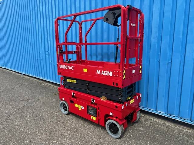MAGNI 0807AC+ | 2025 - 시저 리프트 : 사진 3 MAGNI 0807AC+ | 2025 - 시저 리프트 : 사진 3