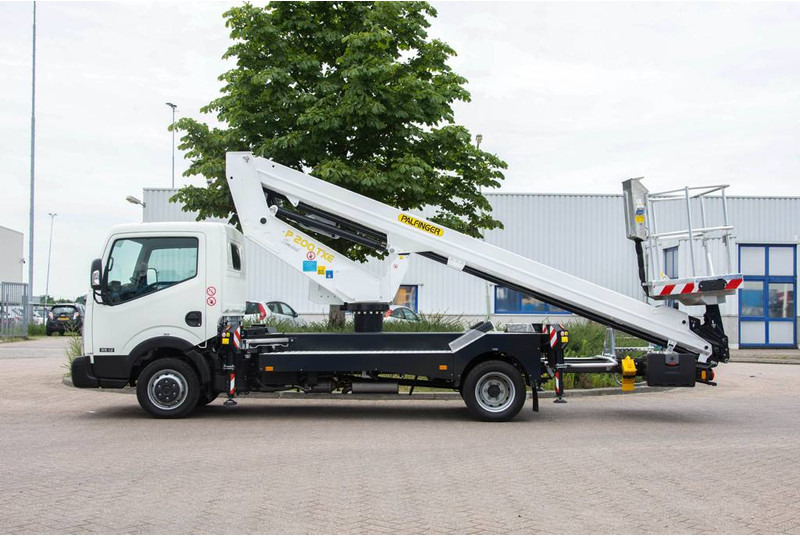 Palfinger P 200 T X E - 트럭 탑재 고가작업 플랫폼 : 사진 2 Palfinger P 200 T X E - 트럭 탑재 고가작업 플랫폼 : 사진 2