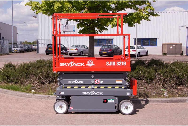 Skyjack SJIII3219 - 시저 리프트 : 사진 4 Skyjack SJIII3219 - 시저 리프트 : 사진 4