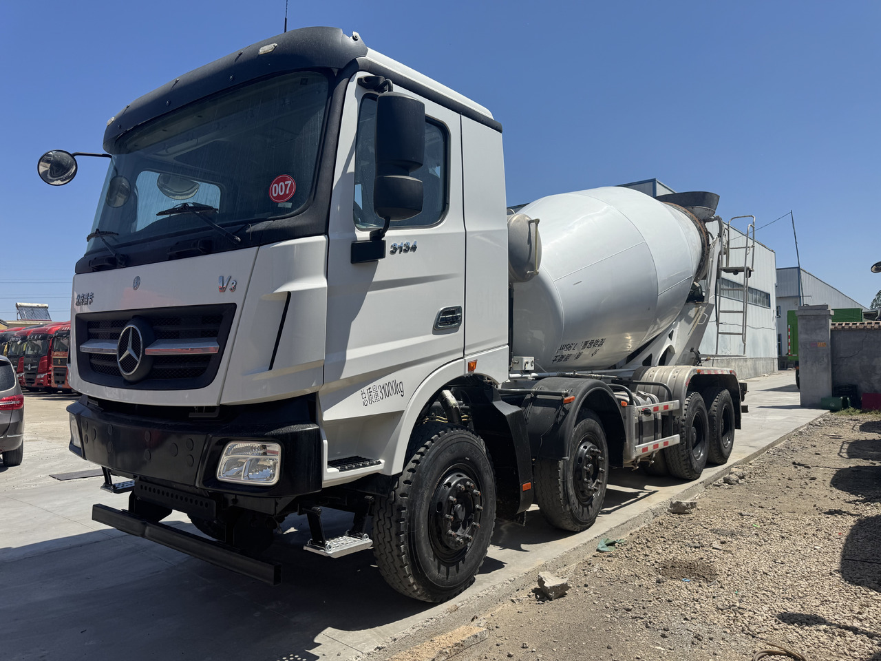 BEIFANG MERCEDES-BENZ - 콘크리트 믹서 트럭 : 사진 4 BEIFANG MERCEDES-BENZ - 콘크리트 믹서 트럭 : 사진 4