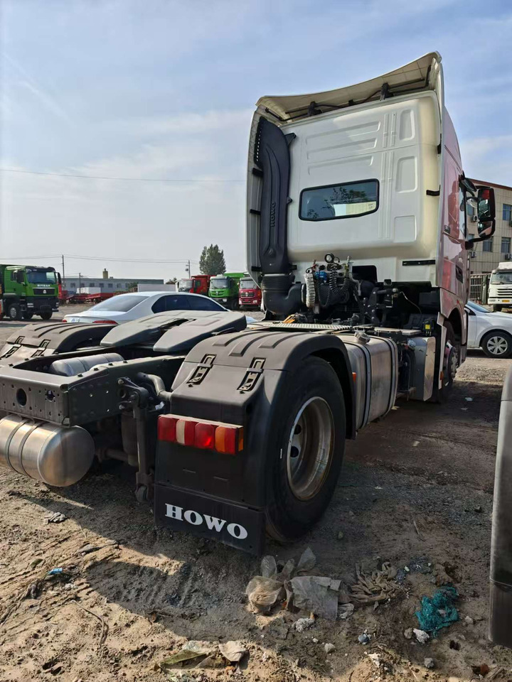 HOWO Tractor - 트랙터 유닛 : 사진 4 HOWO Tractor - 트랙터 유닛 : 사진 4
