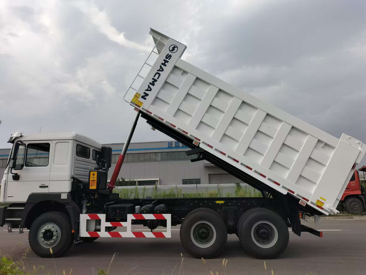 SHACMAN F3000 - 덤프트럭 : 사진 3 SHACMAN F3000 - 덤프트럭 : 사진 3
