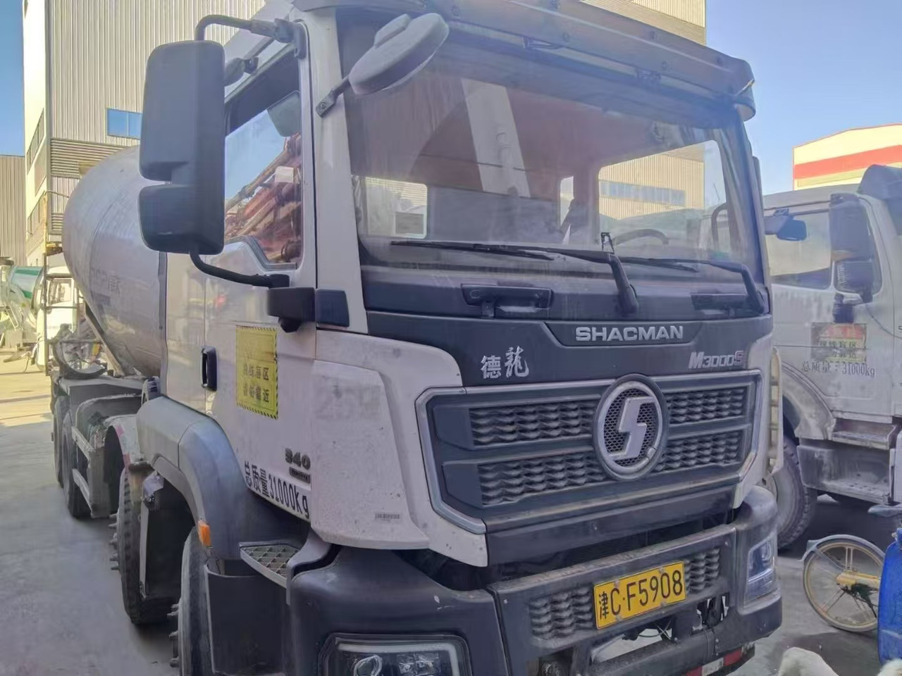 SHACMAN M3000 - 건설기계 : 사진 2 SHACMAN M3000 - 건설기계 : 사진 2