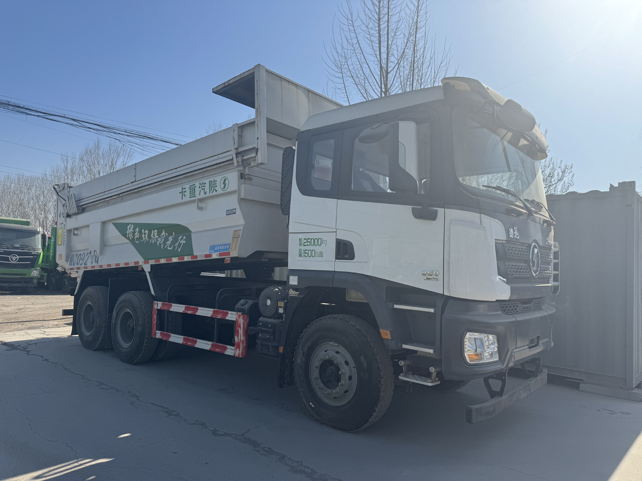 SHACMAN X3000 - 덤프트럭 : 사진 2 SHACMAN X3000 - 덤프트럭 : 사진 2