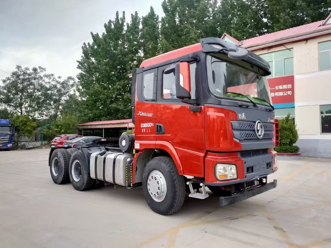 SHACMAN X3000 - 트랙터 유닛 : 사진 1 SHACMAN X3000 - 트랙터 유닛 : 사진 1