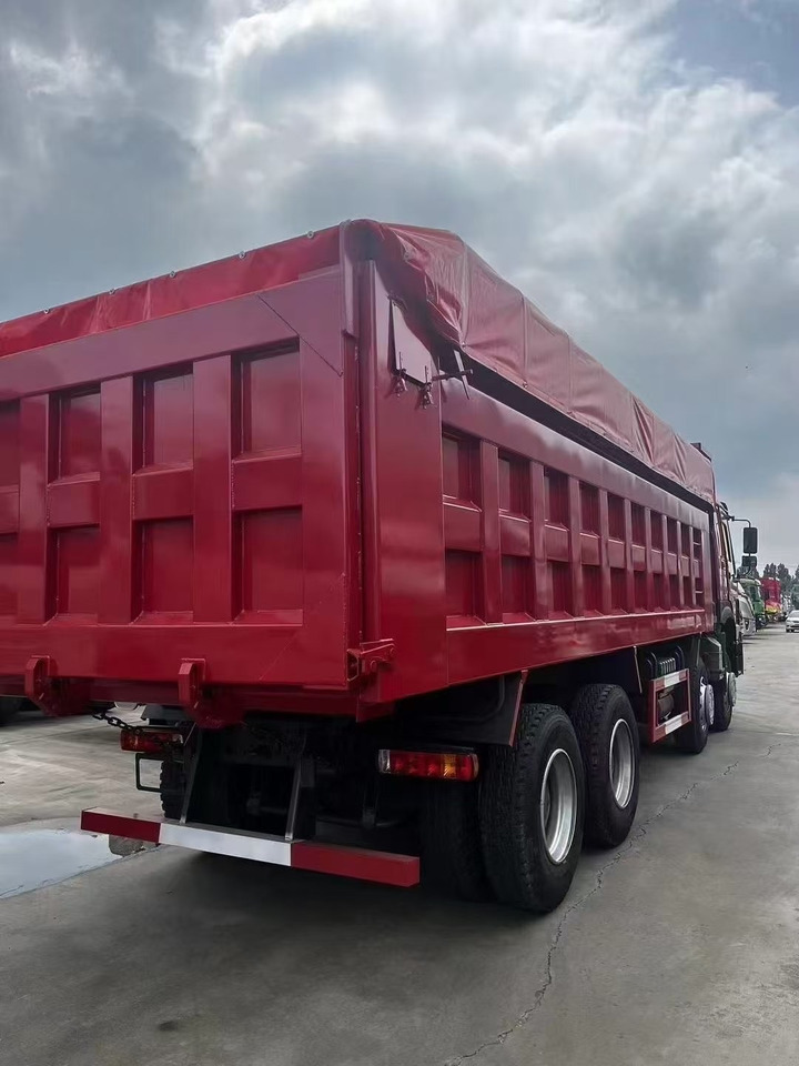 SINOTRUCK HOWO - 덤프트럭 : 사진 4 SINOTRUCK HOWO - 덤프트럭 : 사진 4