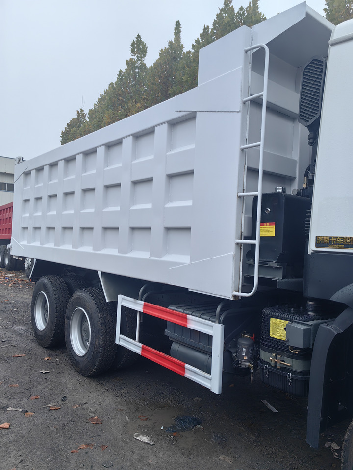 SINOTRUCK HOWO - 덤프트럭 : 사진 3 SINOTRUCK HOWO - 덤프트럭 : 사진 3