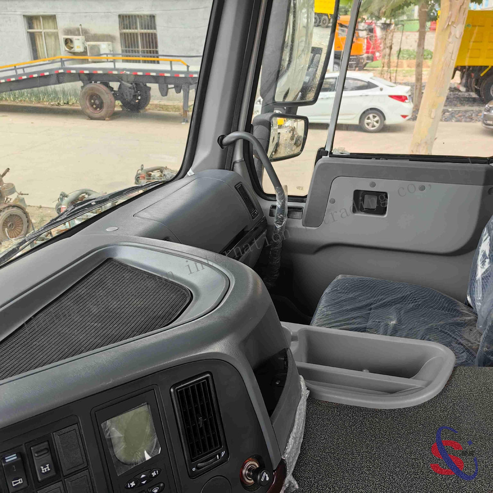SINOTRUK HOWO HOWO 371HP - 컨테이너 운반 장치/ 스와프 보디 트럭 : 사진 2 SINOTRUK HOWO HOWO 371HP - 컨테이너 운반 장치/ 스와프 보디 트럭 : 사진 2