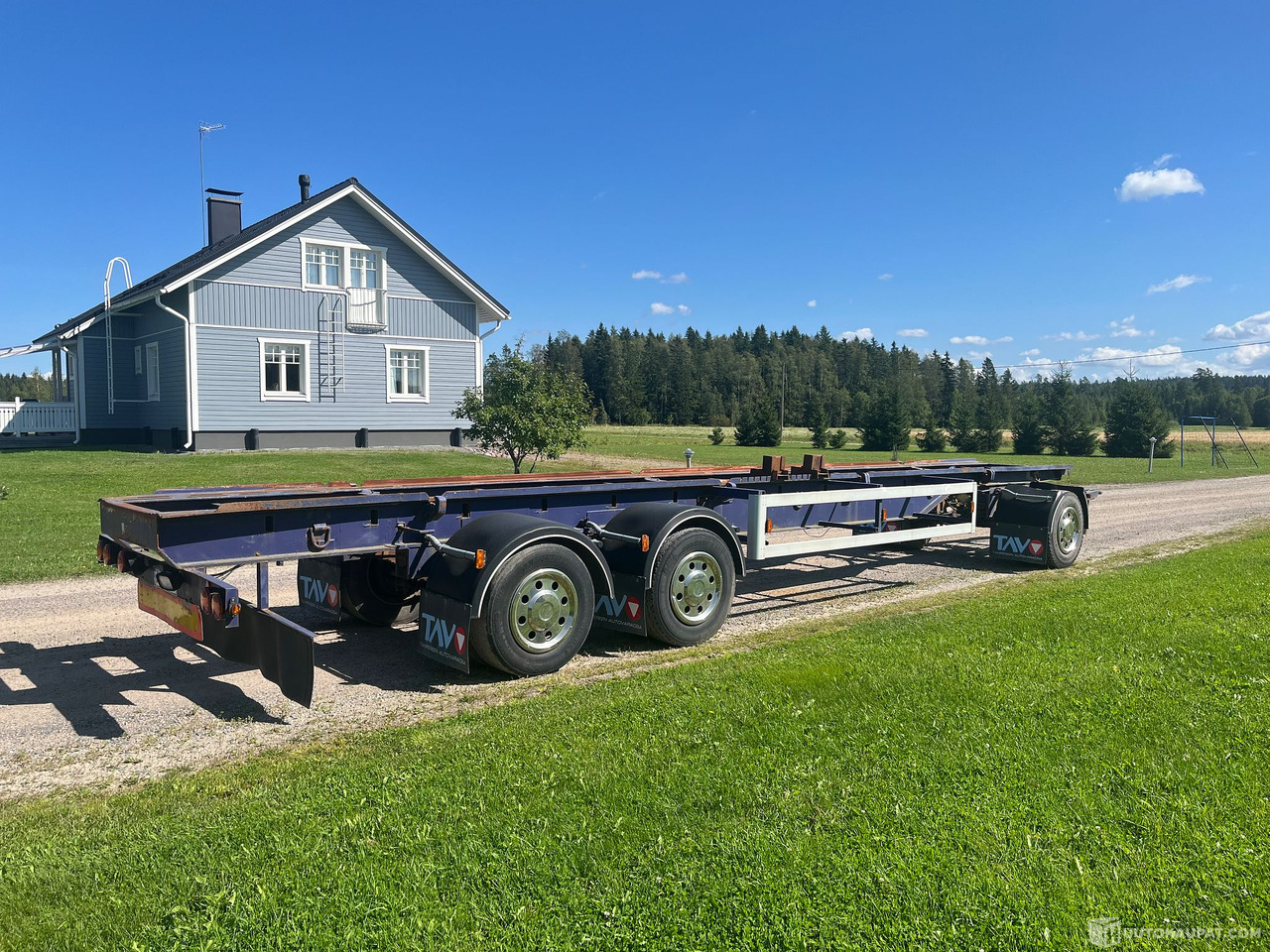 Asentamo Koivu, kolmiakselinen kuorma-auto vaihtolavaperävaunu, Juuri katsastettu, Nurmijärvi - 트럭 : 사진 1 Asentamo Koivu, kolmiakselinen kuorma-auto vaihtolavaperävaunu, Juuri katsastettu, Nurmijärvi - 트럭 : 사진 1