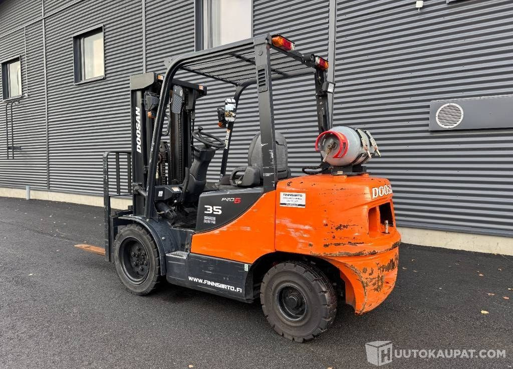 Doosan G 35 C-5, 2009, 3 870 h Kaasutrukki, Lieto - LPG 지게차 : 사진 5 Doosan G 35 C-5, 2009, 3 870 h Kaasutrukki, Lieto - LPG 지게차 : 사진 5