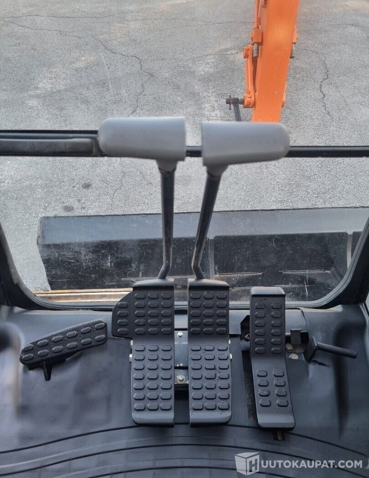 건설기계 Hitachi ZX135USBL-6, 2019, Diesel, 2 800 h, Seinäjoki : 사진 9