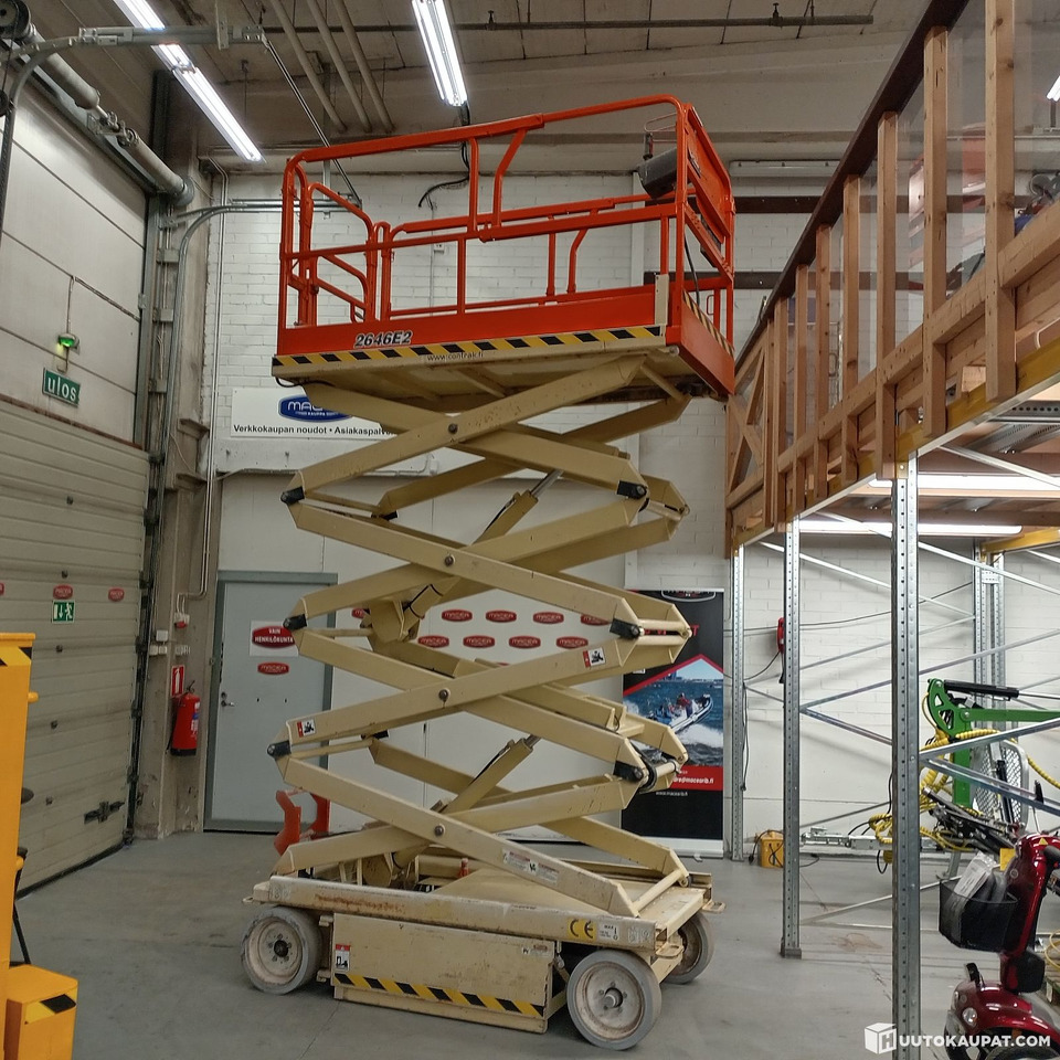 JLG 2646 E2 Akkukäyttöinen saksilavanostin, Hollola - 시저 리프트 : 사진 2 JLG 2646 E2 Akkukäyttöinen saksilavanostin, Hollola - 시저 리프트 : 사진 2