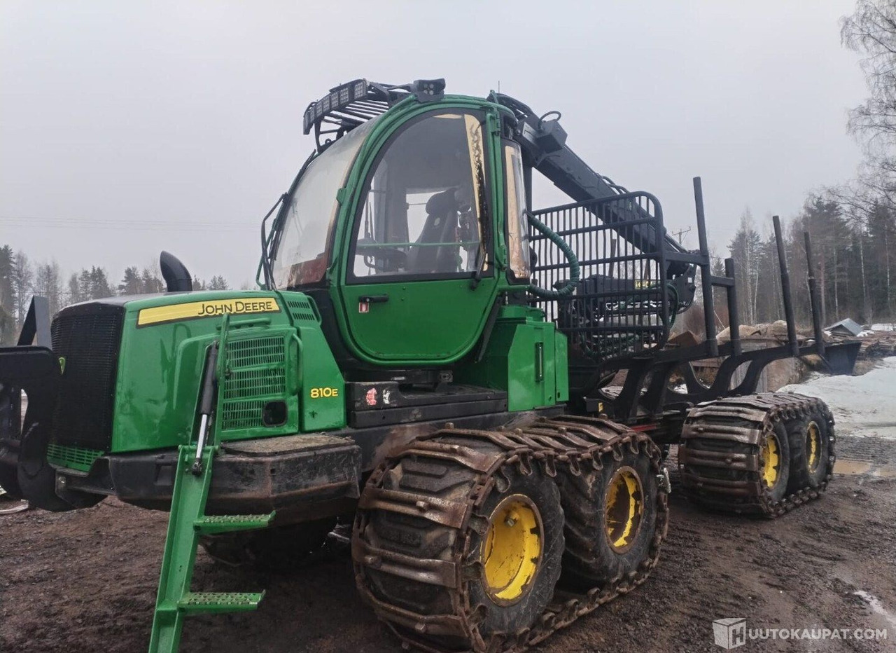 John Deere 810 E, 2012, Diesel, 29 000 h Ajokone, Leppävirta - 산림용 장비 : 사진 3 John Deere 810 E, 2012, Diesel, 29 000 h Ajokone, Leppävirta - 산림용 장비 : 사진 3