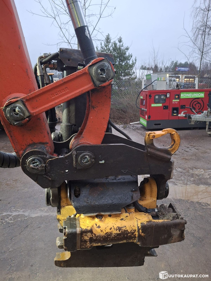 미니 굴삭기 Kubota excavator KX030-4, yr 2018, 3,582 h, Espoo : 사진 10 미니 굴삭기 Kubota excavator KX030-4, yr 2018, 3,582 h, Espoo : 사진 10