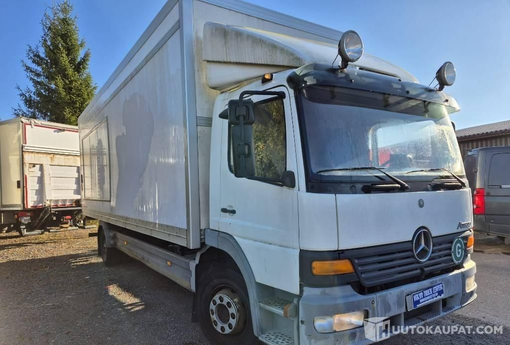 Mercedes-Benz Atego 1223 umpikori+pl nostin, 2003, 323 000 km, Forssa - 박스 트럭 : 사진 2 Mercedes-Benz Atego 1223 umpikori+pl nostin, 2003, 323 000 km, Forssa - 박스 트럭 : 사진 2