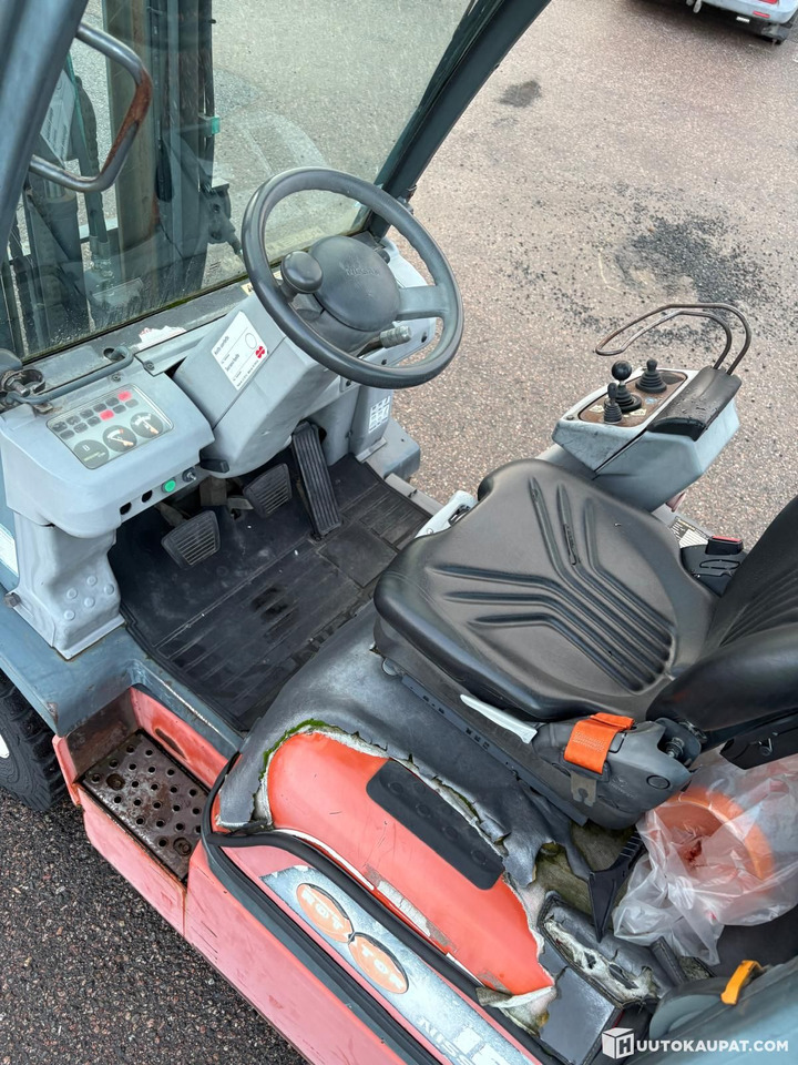 디젤 지게차 Nissan FD01A18Q, 2000 Forklift, Tampere : 사진 8 디젤 지게차 Nissan FD01A18Q, 2000 Forklift, Tampere : 사진 8