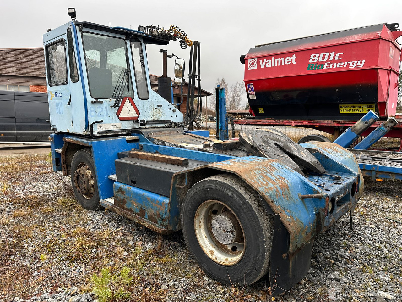 Sisu 4X4 Vetomestari terminaalitraktori, Kurikka - 터미널 트랙터 : 사진 2 Sisu 4X4 Vetomestari terminaalitraktori, Kurikka - 터미널 트랙터 : 사진 2