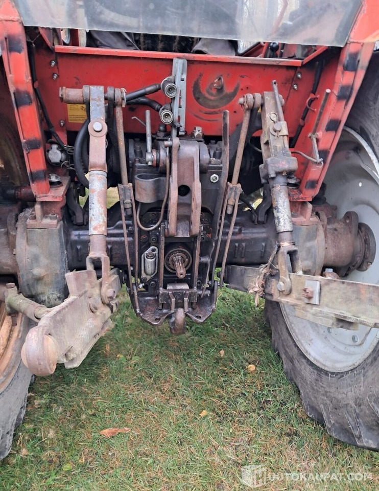 장궤형 트랙터 Valmet 604, 1982, Diesel, 1 927 h, Juuka : 사진 8 장궤형 트랙터 Valmet 604, 1982, Diesel, 1 927 h, Juuka : 사진 8