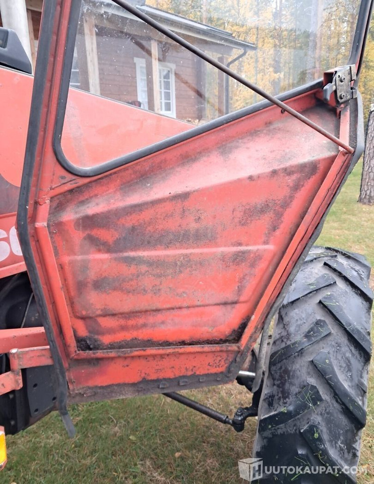 장궤형 트랙터 Valmet 604, 1982, Diesel, 1 927 h, Juuka : 사진 12 장궤형 트랙터 Valmet 604, 1982, Diesel, 1 927 h, Juuka : 사진 12