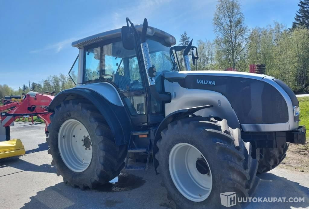 Valtra M 120 E, VAIN 2932 h, Okraspecial, 2004, Kokkola - 농업용 기계 : 사진 2 Valtra M 120 E, VAIN 2932 h, Okraspecial, 2004, Kokkola - 농업용 기계 : 사진 2