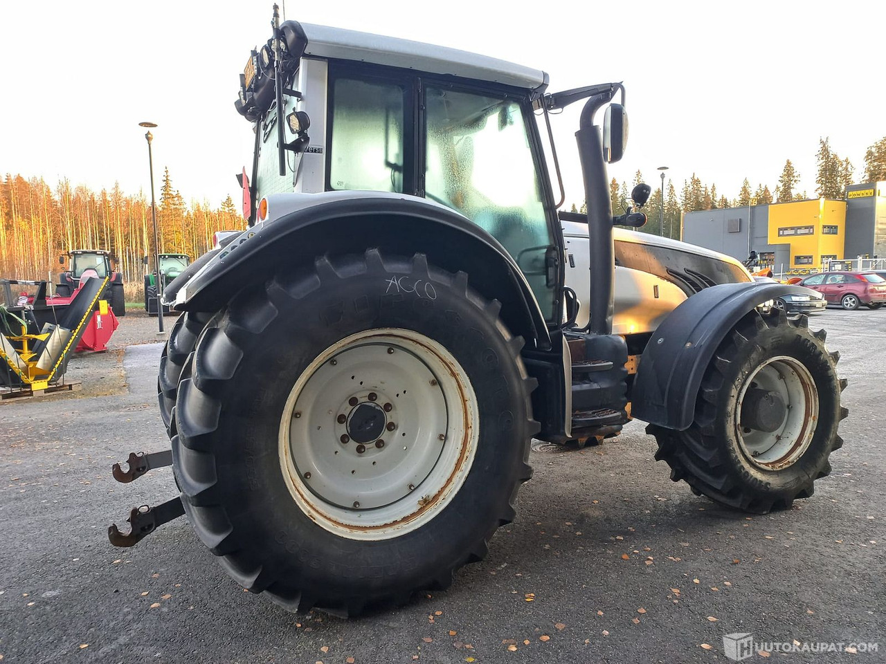 Valtra T213 VERSU, 2013, 11 100 h, MTK25, Joensuu - 장궤형 트랙터 : 사진 4 Valtra T213 VERSU, 2013, 11 100 h, MTK25, Joensuu - 장궤형 트랙터 : 사진 4