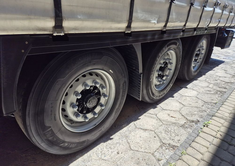 Krone BURTOWA BUDOWLANA VARIOS PÓŁMEGA 385/55 z Niemiec / ALUFELGI / stan bardzo dobry / PODNOSZONA OŚ I DACH / BPW firanka burto-firanka firana burtówka burto firanka - 커튼사이더 세미 트레일러 : 사진 4 Krone BURTOWA BUDOWLANA VARIOS PÓŁMEGA 385/55 z Niemiec / ALUFELGI / stan bardzo dobry / PODNOSZONA OŚ I DACH / BPW firanka burto-firanka firana burtówka burto firanka - 커튼사이더 세미 트레일러 : 사진 4