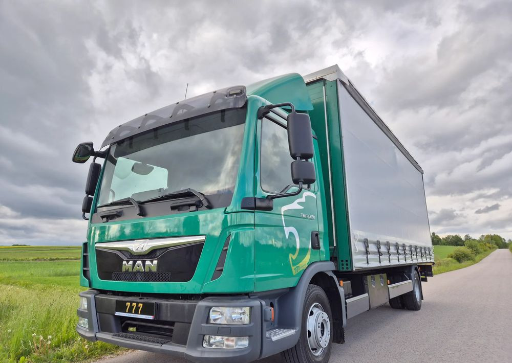 MAN TGL 12.250 6.2m AUTOMAT KLIMA z Niemiec ESP nowe opony EURO 6 / 4.75 rozstaw / zawiesie na wózek widłowy / TOP STAN / okazja nauka jazdy MOŻLIWOŚĆ DOSTOSOWANIA 12t - 커튼사이더 트럭 : 사진 2 MAN TGL 12.250 6.2m AUTOMAT KLIMA z Niemiec ESP nowe opony EURO 6 / 4.75 rozstaw / zawiesie na wózek widłowy / TOP STAN / okazja nauka jazdy MOŻLIWOŚĆ DOSTOSOWANIA 12t - 커튼사이더 트럭 : 사진 2