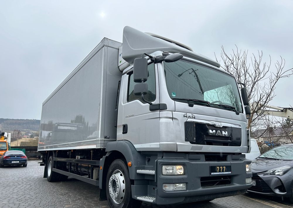 MAN TGM 18.290 TK 1200 R Spectrum THERMO King z Niemiec 8m / 20 palet / winda Klima / OKAZJA - 냉동탑차 : 사진 3 MAN TGM 18.290 TK 1200 R Spectrum THERMO King z Niemiec 8m / 20 palet / winda Klima / OKAZJA - 냉동탑차 : 사진 3