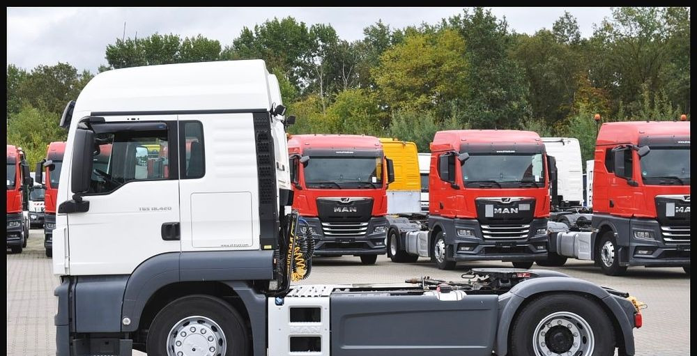 MAN TGS 18.420 2019 NAUKA JAZDY POLIFT ELKA AUTOMAT 4x2 STANDARD 315/70r22.5 SUPER STAN TGX 470 460 420 430 500 510 400 360 410 - 트랙터 유닛 : 사진 3 MAN TGS 18.420 2019 NAUKA JAZDY POLIFT ELKA AUTOMAT 4x2 STANDARD 315/70r22.5 SUPER STAN TGX 470 460 420 430 500 510 400 360 410 - 트랙터 유닛 : 사진 3