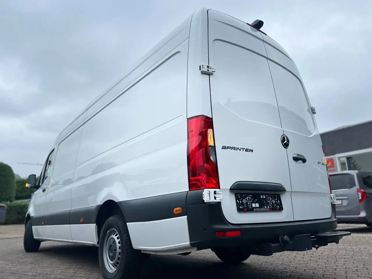 Mercedes-Benz Sprinter 317 L3H2 (38.250ex) 3.5T SLEEP|CARPLAY|CAMERA|PTS - 패널 밴 : 사진 5 Mercedes-Benz Sprinter 317 L3H2 (38.250ex) 3.5T SLEEP|CARPLAY|CAMERA|PTS - 패널 밴 : 사진 5