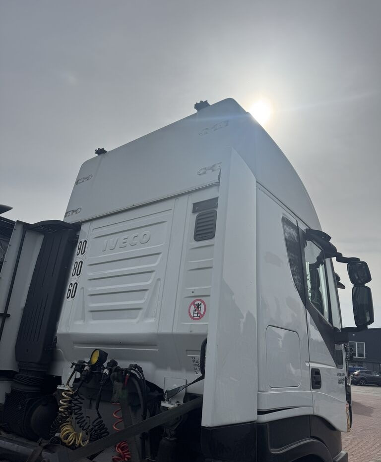 IVECO STRALIS HI-WAY E6 truck - 운전실 트럭 용 : 사진 5 IVECO STRALIS HI-WAY E6 truck - 운전실 트럭 용 : 사진 5