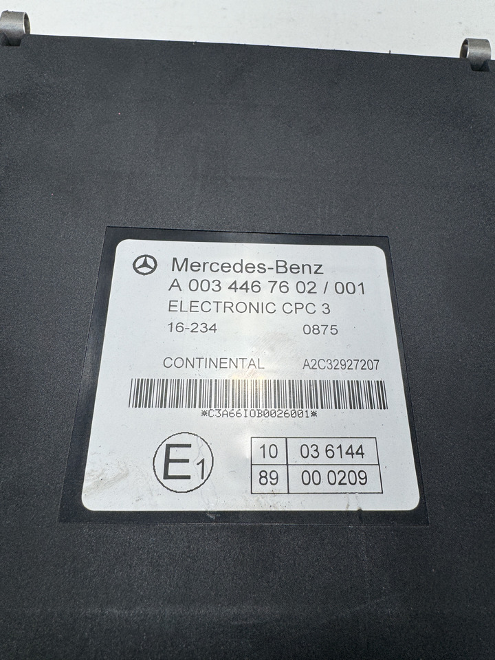 Mercedes Actros MP 4 - 스티어링 : 사진 2 Mercedes Actros MP 4 - 스티어링 : 사진 2