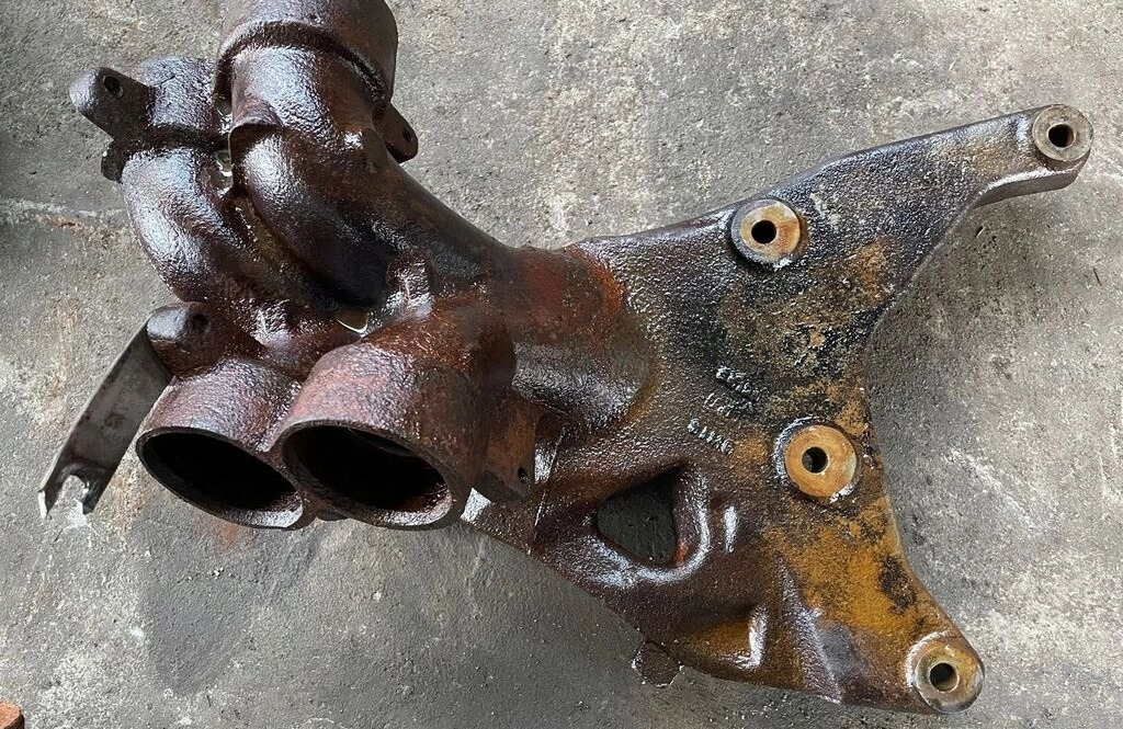 Scania R 730 V8 1906965 Scania R 730 V8 1906965 truck - 배기 매니폴드 트럭 용 : 사진 4 Scania R 730 V8 1906965 Scania R 730 V8 1906965 truck - 배기 매니폴드 트럭 용 : 사진 4