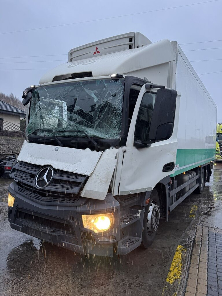 Damaged Mercedes-Benz Actros Antos Arocs - 운전실 트럭 용 : 사진 1 Damaged Mercedes-Benz Actros Antos Arocs - 운전실 트럭 용 : 사진 1