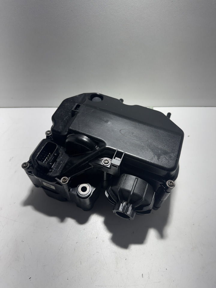 Ford F-Max Trucks Cargo - 연료 펌프 : 사진 1 Ford F-Max Trucks Cargo - 연료 펌프 : 사진 1