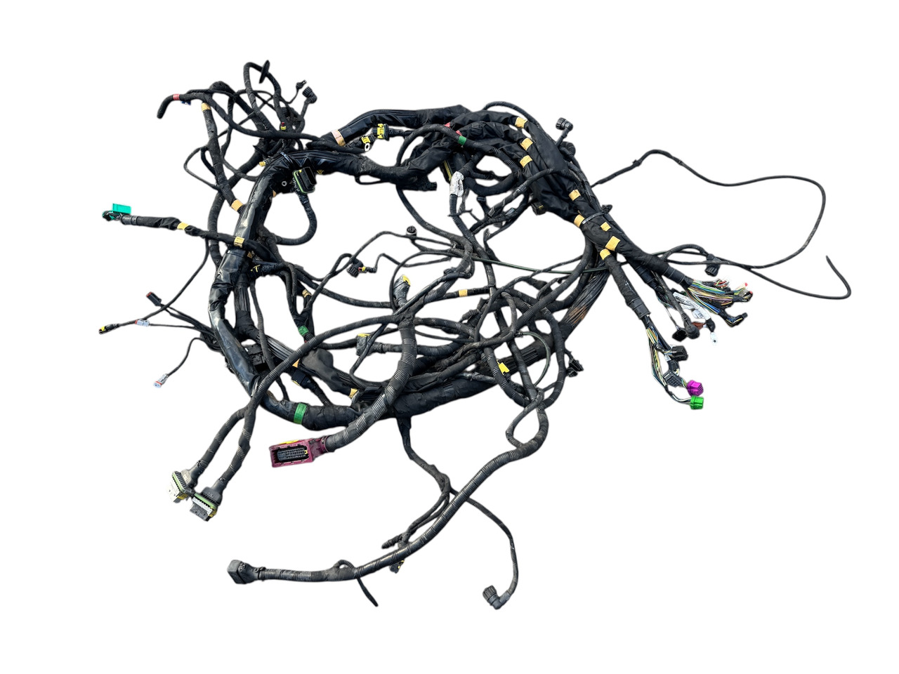 Ford F-Max - 전기 설비 : 사진 1 Ford F-Max - 전기 설비 : 사진 1