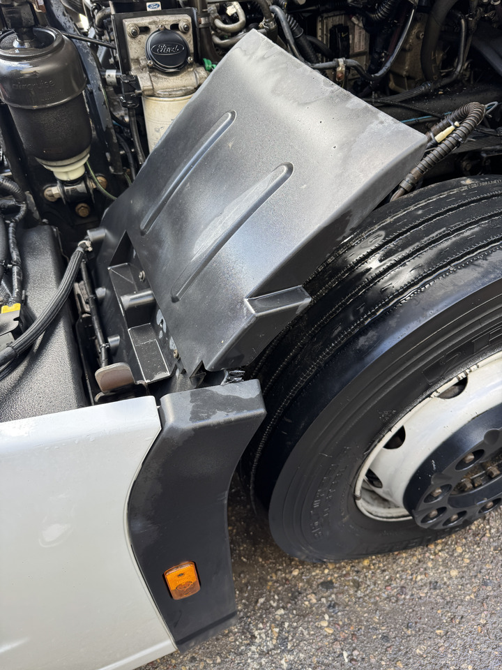 Ford F-Max - 펜더 : 사진 1 Ford F-Max - 펜더 : 사진 1