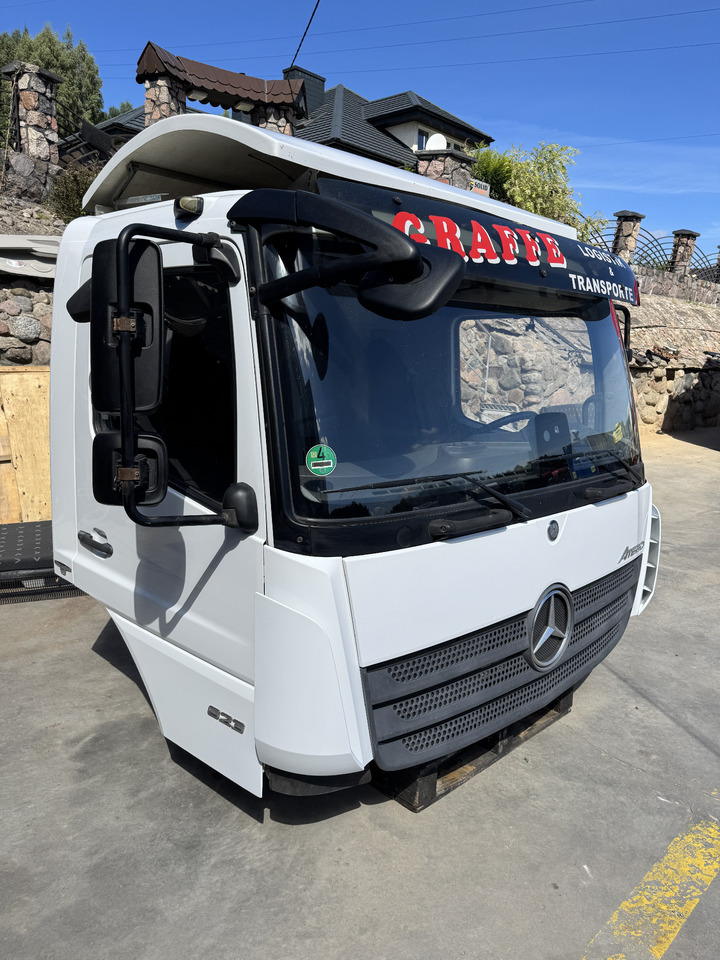 Mercedes Atego III - 운전실 : 사진 2 Mercedes Atego III - 운전실 : 사진 2