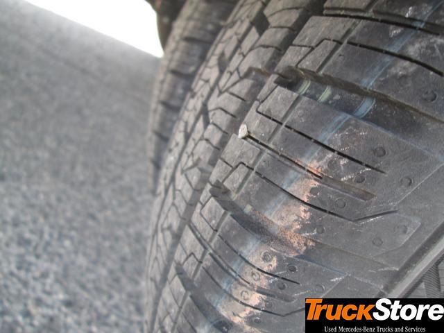 FUSO Canter 3C15 - 박스 밴 : 사진 5 FUSO Canter 3C15 - 박스 밴 : 사진 5