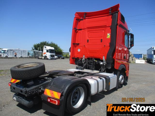 Mercedes-Benz Actros 1845 LS nRL - 트랙터 유닛 : 사진 3 Mercedes-Benz Actros 1845 LS nRL - 트랙터 유닛 : 사진 3