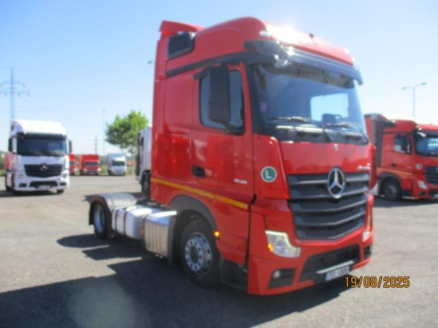 Mercedes-Benz Actros 1845 LS nRL - 트랙터 유닛 : 사진 2 Mercedes-Benz Actros 1845 LS nRL - 트랙터 유닛 : 사진 2