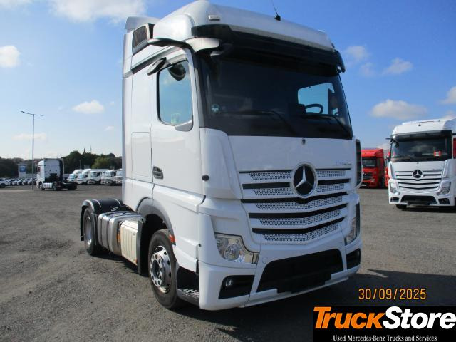 트랙터 유닛 Mercedes-Benz Actros 1845 LS : 사진 1