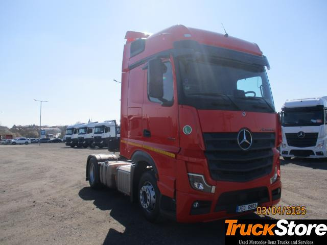 Mercedes-Benz Actros 1845 LS - 트랙터 유닛 : 사진 3 Mercedes-Benz Actros 1845 LS - 트랙터 유닛 : 사진 3