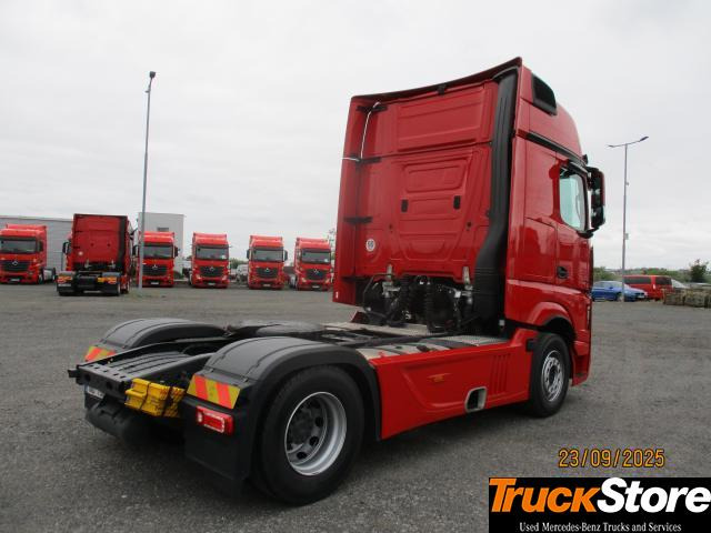 Mercedes-Benz Actros 1848 LS - 트랙터 유닛 : 사진 4 Mercedes-Benz Actros 1848 LS - 트랙터 유닛 : 사진 4