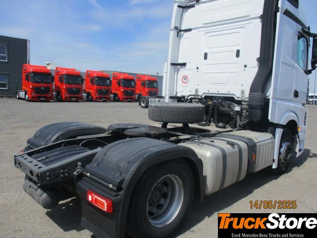 Mercedes-Benz Actros 1851 LS - 트랙터 유닛 : 사진 3 Mercedes-Benz Actros 1851 LS - 트랙터 유닛 : 사진 3