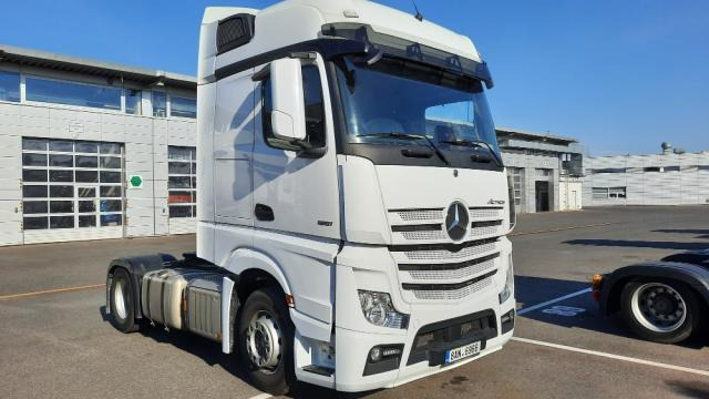 Mercedes-Benz Actros 1851 LS - 트랙터 유닛 : 사진 2 Mercedes-Benz Actros 1851 LS - 트랙터 유닛 : 사진 2