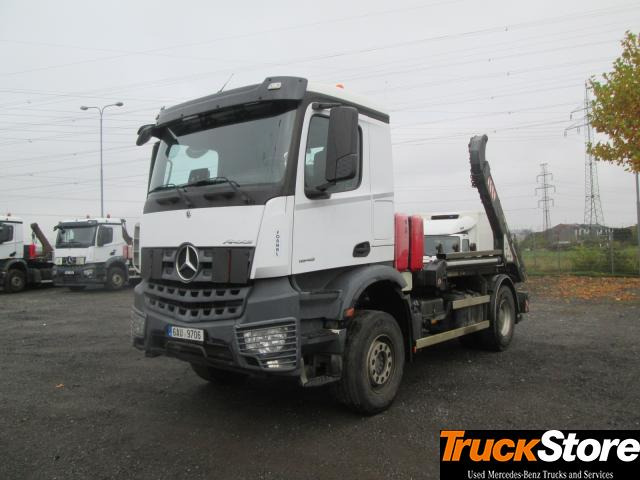 Mercedes-Benz Arocs 1845 LK - 스킵 로더 트럭 : 사진 1 Mercedes-Benz Arocs 1845 LK - 스킵 로더 트럭 : 사진 1