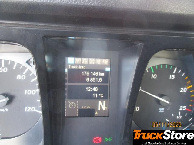 Mercedes-Benz Arocs 1846 LK - 스킵 로더 트럭 : 사진 5 Mercedes-Benz Arocs 1846 LK - 스킵 로더 트럭 : 사진 5